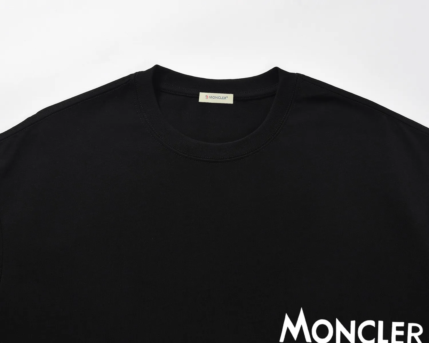 《 Quality》 MONCLER MC Same Style T 2024 New Arrival 260 Versatile ：Black White Sizes： S M L XL XXL